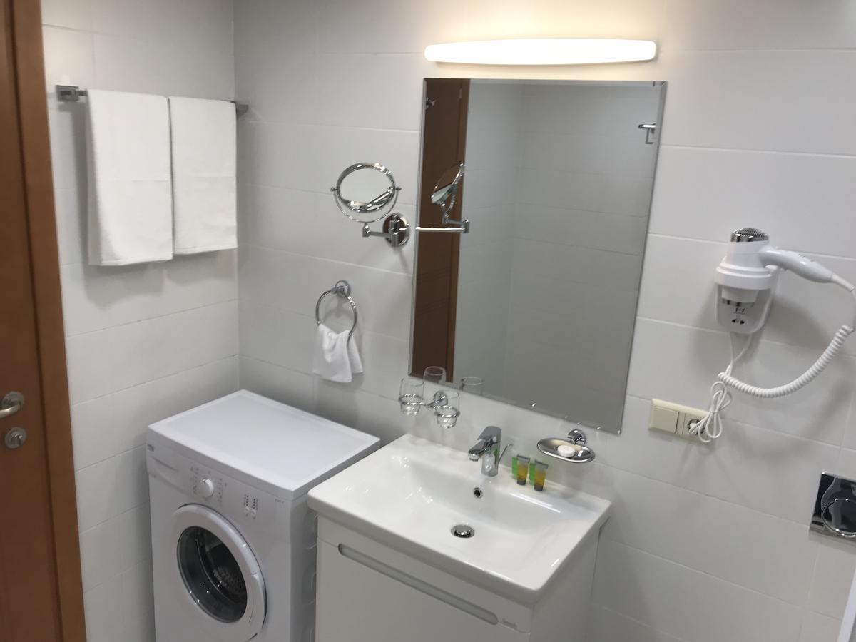 Full Comfort Apartment On Aghmashenebeli Tbilisi Luaran gambar