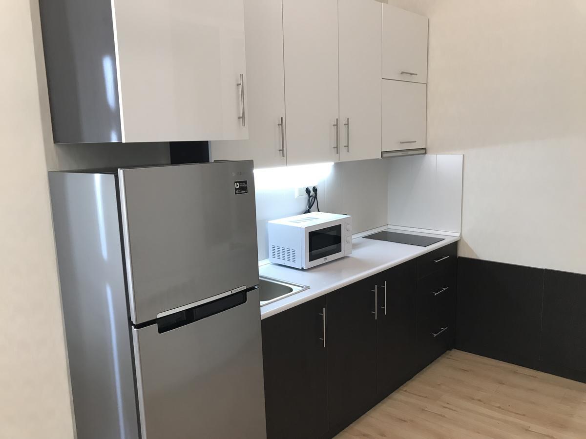 Full Comfort Apartment On Aghmashenebeli Tbilisi Luaran gambar