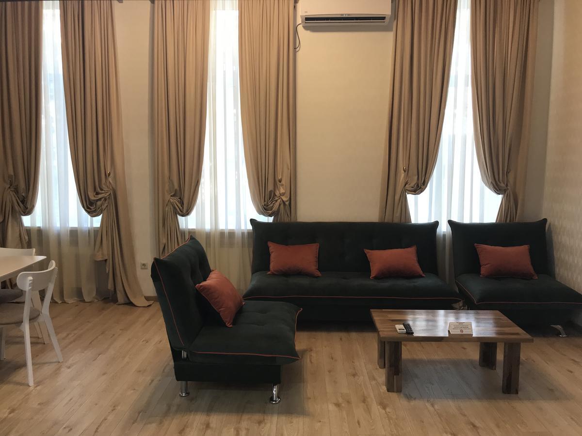 Full Comfort Apartment On Aghmashenebeli Tbilisi Bilik gambar