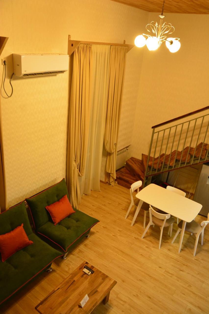 Full Comfort Apartment On Aghmashenebeli Tbilisi Luaran gambar